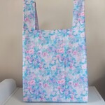 🏵️新作🏵️リバティ生地使用💐送料無料【エコバッグ】ハムステッドサマー　レムリアグリーン　プレゼント　ギフト　エコバック サブバック  花柄 バック バッグ トートバッグ A4　折りたたみ　マチ
