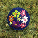 いろいろお花の刺繍ブローチ