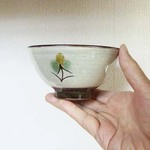 花文のお茶碗（三彩）