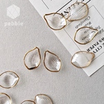 【30pcs】花びら フラワー アクリル 透明 クリア ゴールドエッジ AP-024