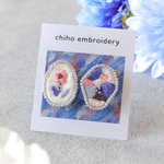 お花と模様のアシンメトリーピアス/イヤリング　カモフラっぽフラワー　【夜明け】