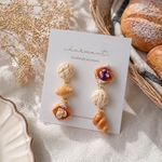 ミニチュアパンピアス🥨‎𓂃 𓈒𓏸