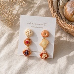 ミニチュアパンピアス🥨‎𓂃 𓈒𓏸