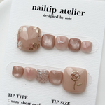 ＼フット／🌹マグネット×薔薇ネイルチップ | くすみピンク　ピンクベージュ　バラ　フラワー　マグネット　フラッシュマグ　チーク　ブライダル 成人式　卒業式　 (サイズオーダーNo.70)