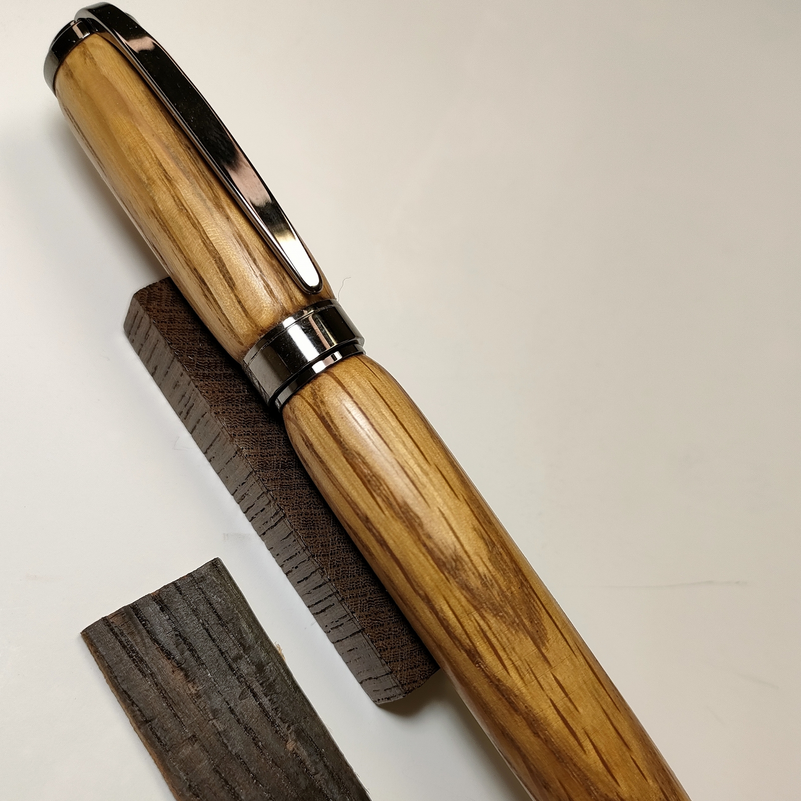 世界一硬い木【リグナムバイタ】KATO201シャープペン - G工房 GALLERY