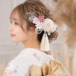 卒業式　つまみ細工 椿　髪飾り　成人式　七五三　水引き　かすみ草　桜　ピンク　水引きアレンジ　水引アレンジ