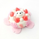 桜ケーキの犬｜春の飾り フェイクスイーツのミニチュア雑貨