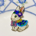 紫陽花のおめかしうさぎブローチ