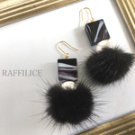 【限定1点のみ】黒いファーのデザインピアス
