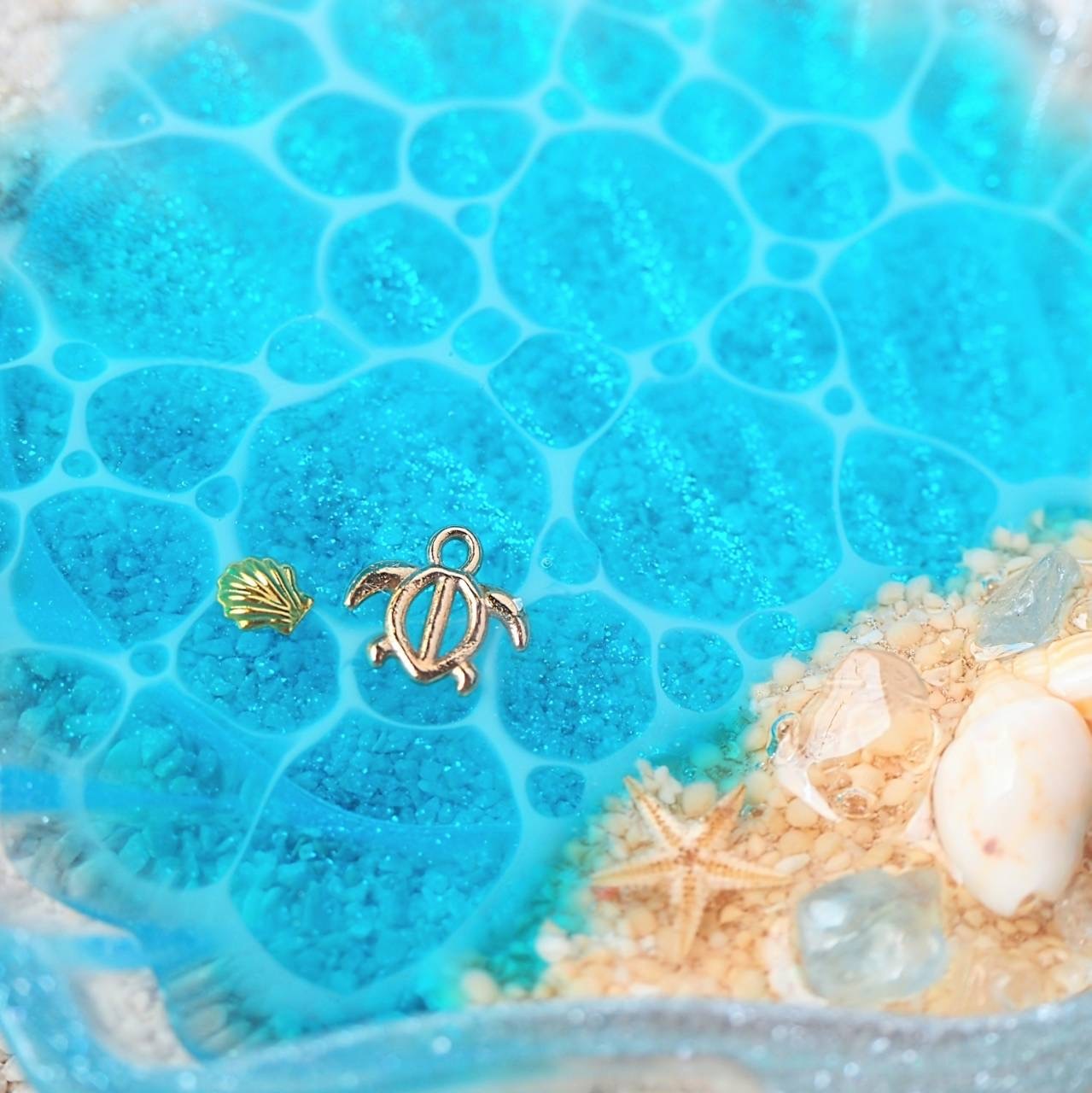 小さな海をそばに】海レジン アクセサリートレイ｜海好きさんへ レジン