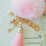❨new❩ベビーピンクのラビットファー&タッセル&パールのキーリング♡リニューアル