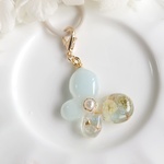【レジン】めじるしアクセサリー　蝶モチーフ　お花　水色　アンブレラマーカー