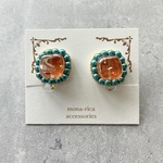 【予約】クリアオレンジとグリーンの小粒イヤリング（ピアス）ビーズ刺繍