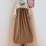【SALE♪3000円→2200円】花柄とカーキのリボンワンピース　コットン　パフスリーブ　半袖　おとなかわいい　ナチュラル　フェミニン　ゆったりサイズ