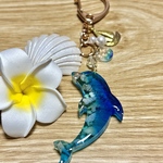 海レジンアート　イルカのキーホルダー　チャーム　海雑貨