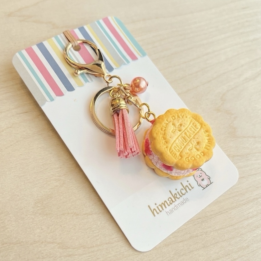 フェイクスイーツ マカロン キーホルダー｜ピンク ハート かわいい