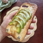 🌳森のアボカドチーズトーストのスマホケース🥑🧀