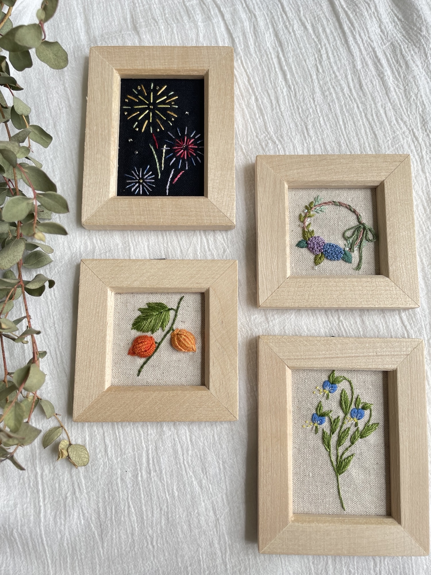 花火 刺繍フレーム 手刺繍 インテリア 置物 夏 - akane＊刺繍
