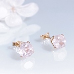 【メルマガ＆特集掲載】《4月誕生石》桜色 モルガナイト 一粒 スタッドピアス ポストピアス 4mm 金属アレルギー対応　サージカルステンレス  14kgf  誕生日 クリスマス プレゼント ギフト
