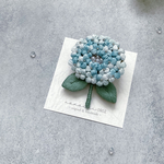 再販▷夏の彩り。ぷっくり紫陽花刺繍ブローチ