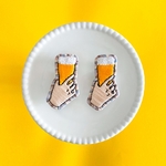 ビール党に捧ぐ　黄金色のビール　【小】　刺繍ブローチ
