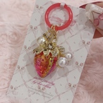 チェリー付きクリアレッドいちごのめじるしチャーム🍓