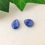 カイヤナイト＊フラットドロップ・カット10×8mm＊両穴＊お好きな1個