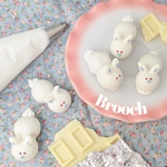 チョコレートうさぎさんブローチ