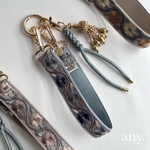 再販✨インド刺繍リボン ハンドストラップ ㉘　バッグチャームにも♡  キーホルダー🔑　バッグチャーム     2,580円