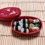 おにぎり弁当☆赤☆ミニチュアフード