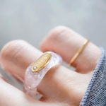【特集掲載】🫧ローズクォーツのリング 透明感 上品 水面 天然石 指輪 ギフト プレゼント 