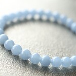 …☆持つ者の心に深い癒しを与える石☆…☆エンジェライト：6ミリ☆…☆天然石ブレスレット☆…
