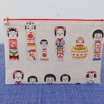 ぺたんこポーチ☆こけしちゃん　通帳ケースや母子手帳入れに♪