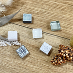 強力マグネット！宝石みたいなマグネット　ブルー＆ホワイト＆クリア　パヴェジュエルモザイクタイル　かわいい　おしゃれ　内祝い　プチギフト