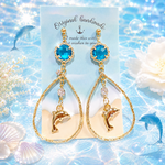 海の宝物💎大粒クリスタルとゆらゆらドルフィンの大ぶり雫フープピアス🐬💧🌊🫧サージカルステンレスピアス✨️イヤリングご変更可✨️