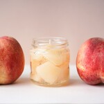 優しくほどける桃のコンポートキャンドル｜果実を閉じ込めたフルーツキャンドル・ギフトにも / ジェルキャンドル 瓶入り インテリア雑貨 おうち時間 梅雨 ビタミンカラー 夏ギフト