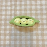 あみぐるみ 枝豆 3連 マスコット　キーホルダー　編み物　癒し　夏　かわいい　野菜　毛糸