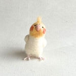 手のひらサイズの癒し　羊毛フェルトのオカメインコ　白　