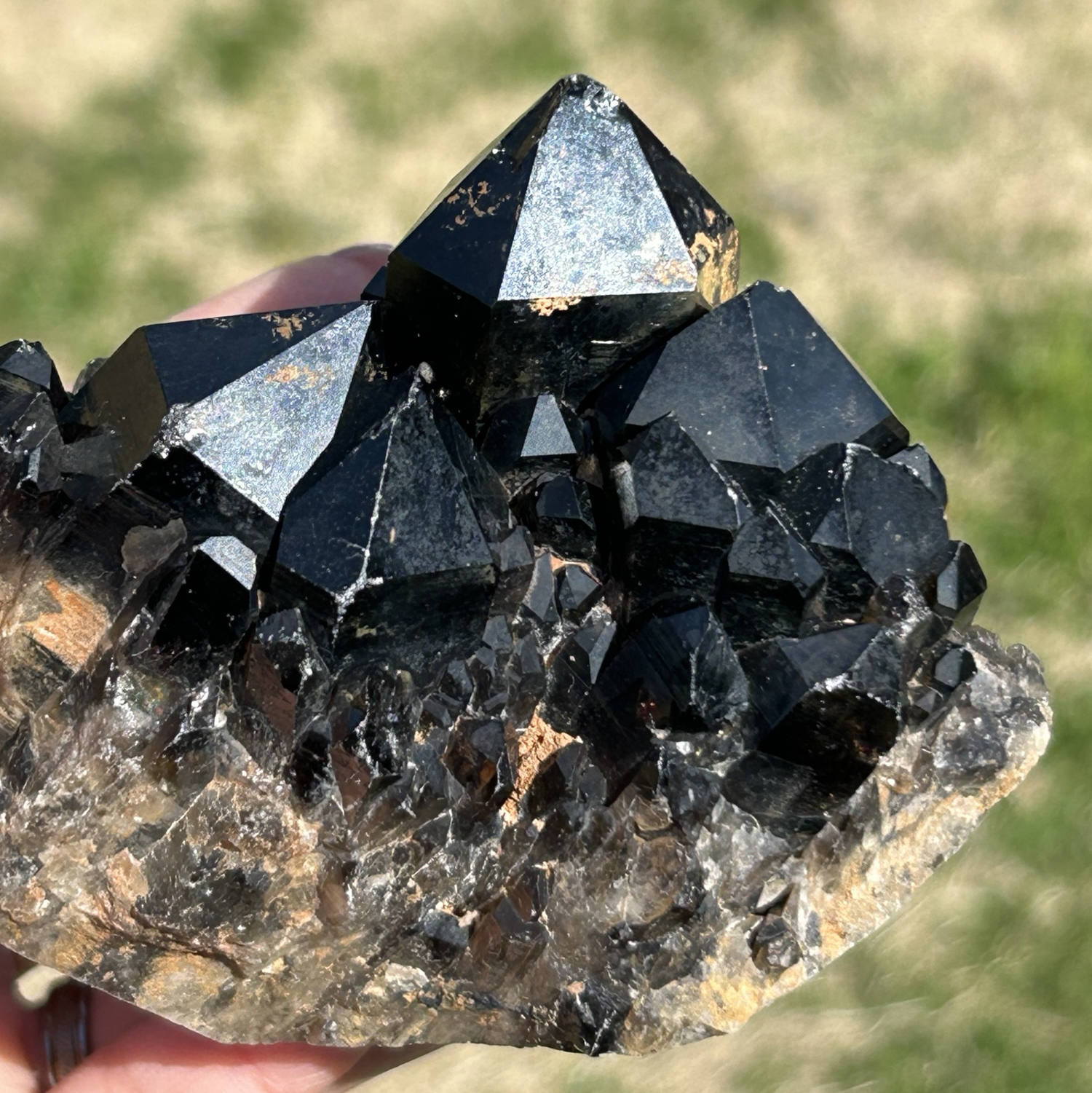 希少】コンゴ産 天然モリオン原石クラスター 漆黒の結晶美✴︎守護石 