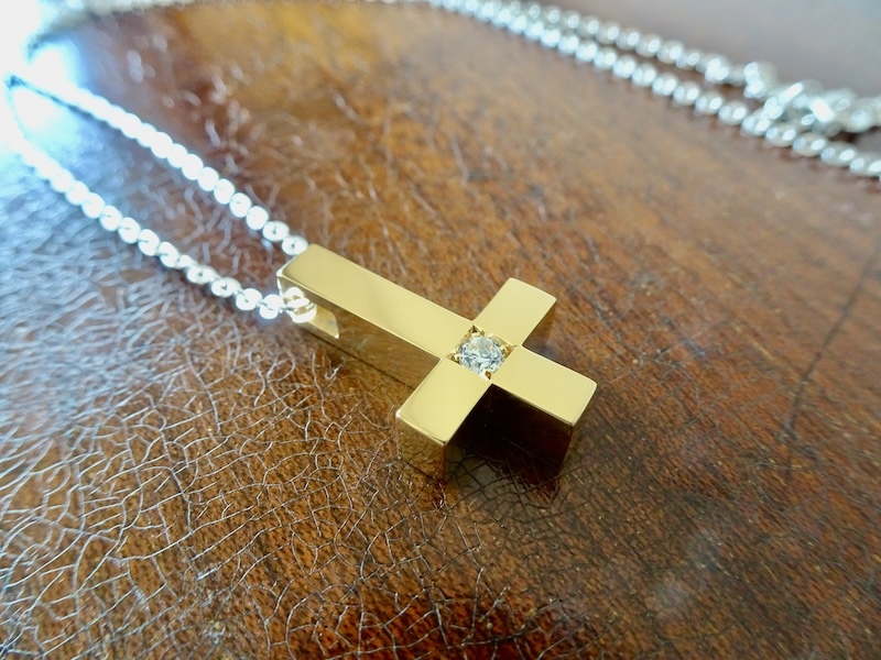 仁尾彫金『プラチナ、ブロック逆十字クロス』ハンドメイド589 