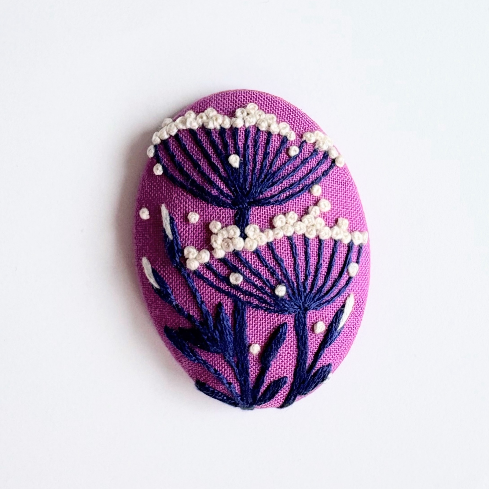 小さなお花の刺繍ブローチ【botanical】No.499