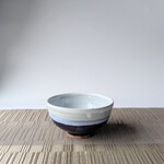 白と青の飯茶碗　【手仕事 民藝　和　陶器　ブルー】