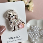 【A007】ビーズ刺繍で作った犬の小さなブローチ　うちの子シリーズ　プードル