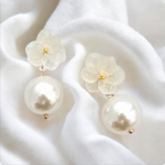 本物　アナベル紫陽花　イヤリング　ピアス　樹脂イヤリング　樹脂ピアス　春　ギフト　ウェディング　フォーマル　結婚式　卒業式　入学式　