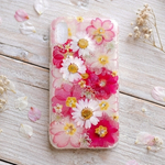 ジュリアンたっぷりの押し花スマホケース