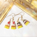 3点で990円！？ 期間限定 スーパーセール開催中🍨 即日発送 ピアス イヤリング アクセサリー ミニチュアスイーツ フード 食べ物 食品サンプル アイス プリン チーズ