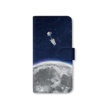 風船で浮かぶ宇宙飛行士　手帳型ケース/スマホケース/iPhone12Pro/mini/Android対応