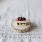 ミニチュア　ミニチュアスイーツ　ミニチュアケーキ　チェリーとベリーのフレジェ