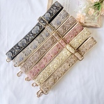 ꫛꫀꪝ✧‧˚ ゴールドハート花　　スマホショルダー　  カメラストラップ　ショルダーストラップ　　インド刺繍リボン
