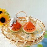 スイカ、冷えてます。＜子ニャンコ２点セット＞①